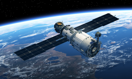 EE.UU. planea lanzar un satélite capaz de espiar a los humanos desde el espacio