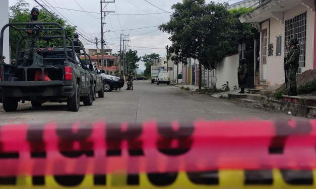 Sicarios tiran cuerpos desmembrados en parque de Cazones, Veracruz Mexico