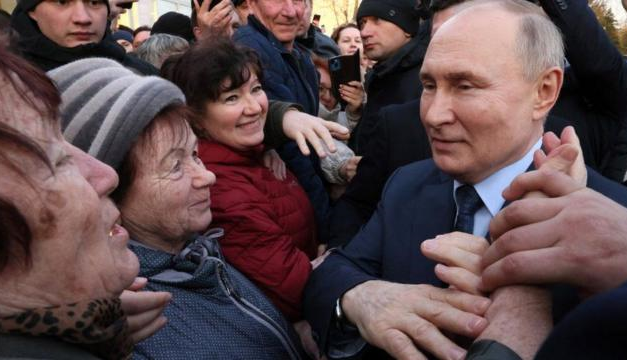 Vladímir Putin lidera en las presidenciales de Rusia con más del 87% de los votos