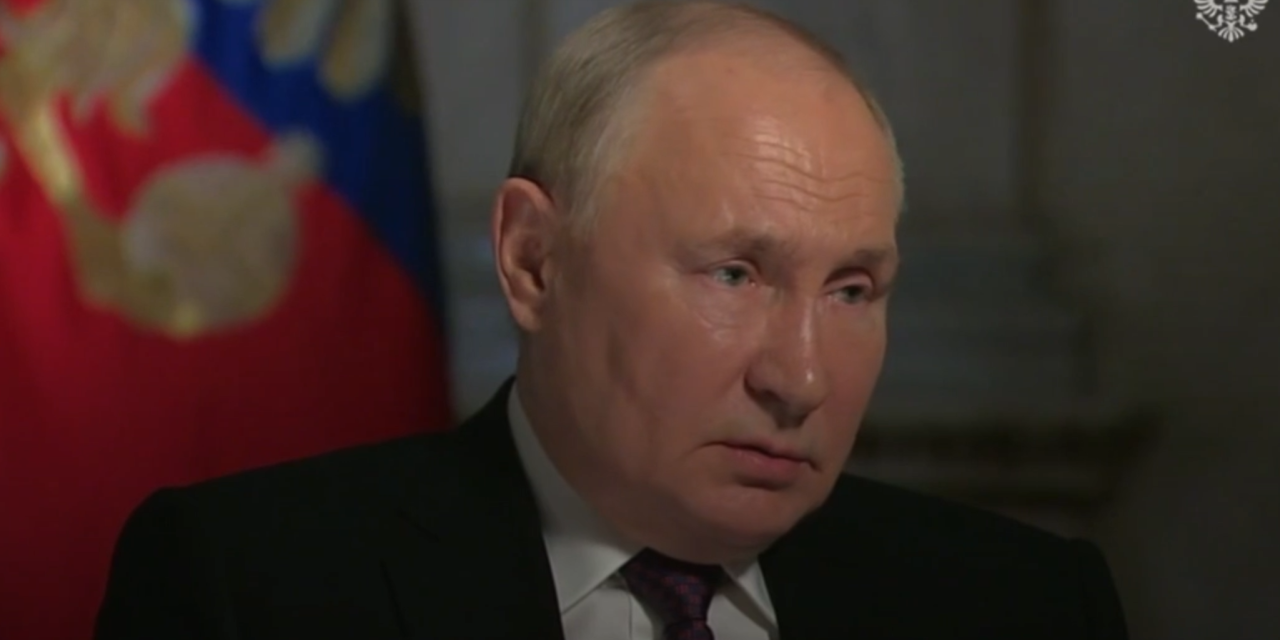 El presidente de Rusia, Vladimir Putin explica por qué Macron siente rencor con Rusia