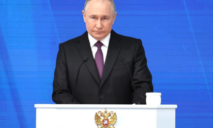 Putin reitera que Rusia “está preparada” para una guerra nuclear