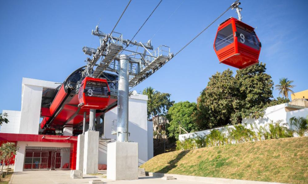 El presidente Luis Abinader, deja inaugurado el Teleférico de Santiago