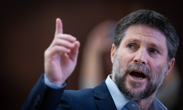 Israel: Ministro de finanzas, Smotrich dice que su gobierno «no tiene derecho a existir» a menos que invada Rafah y rechaza el acuerdo de rehenes