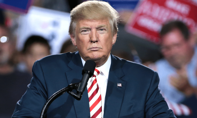 “Dios bendiga al pueblo de Israel”, dice Trump por estallido de la guerra.