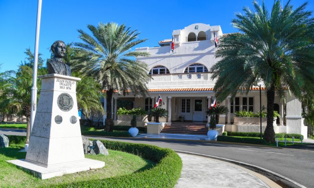 República Dominicana se une a países que rechazan irrupción en embajada mexicana en Ecuador