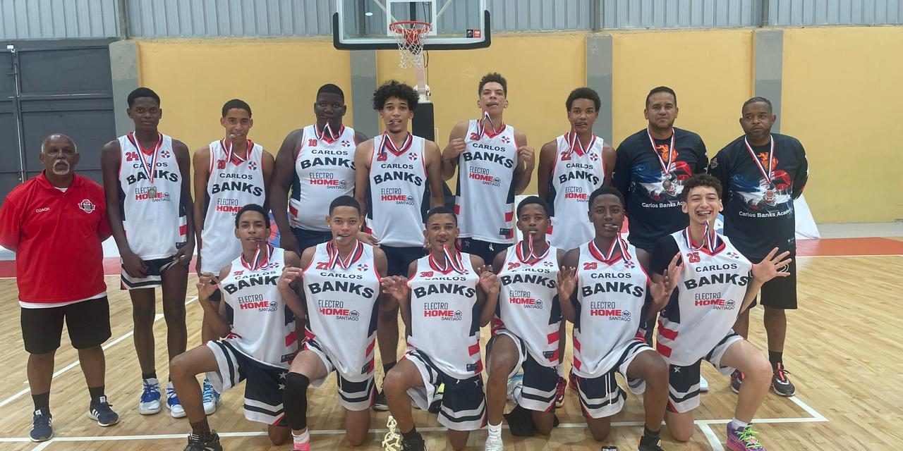 Carlos Banks Academy campeón primer clásico Internacional de baloncesto U18 Semana Santa 2024.