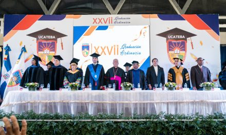314 Nuevos Profesionales: UCATEBA realiza su XXVII Graduación Ordinaria.