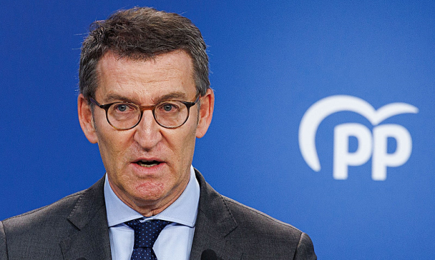 España: Feijóo tilda a Pedro Sánchez de «peligroso» por pretender un cambio de régimen y utilizar al Rey