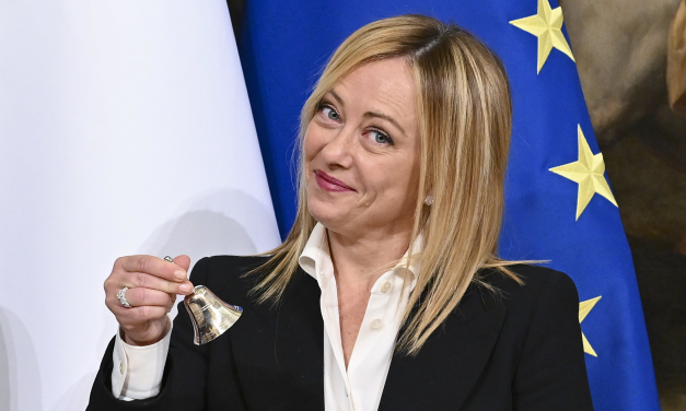 Italia: denuncias de corrupción hunden a la izquierda y abren el camino a la derecha de Giorgia Meloni