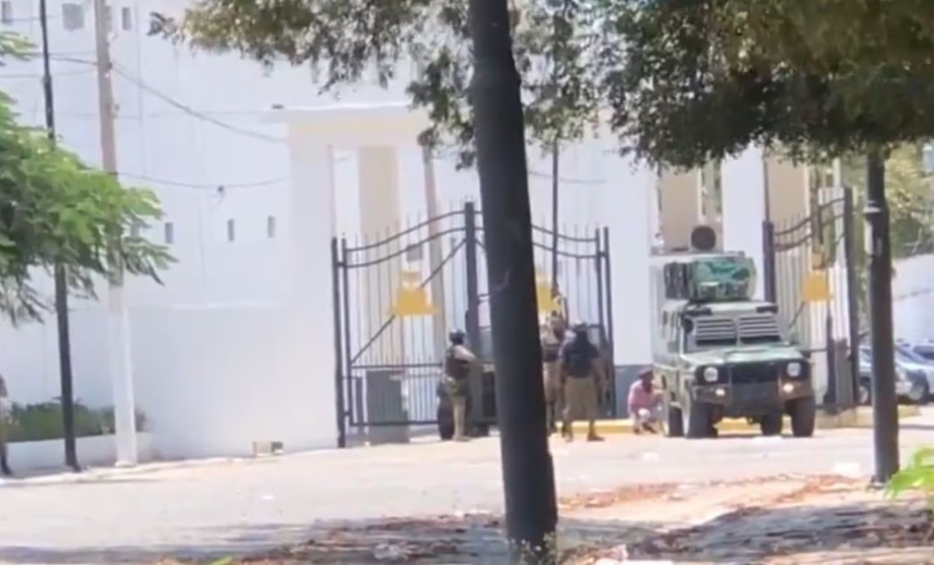 Hombres armados atacaron el Palacio Nacional de Haití