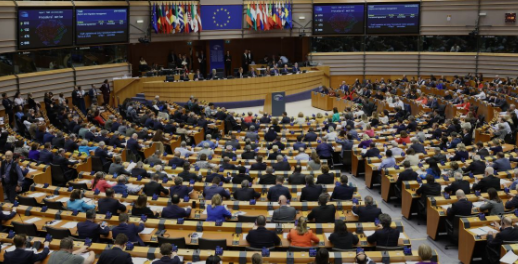 El Congreso Europeo ratifica un nuevo acuerdo sobre inmigración que intensifica la supervisión y restringe la entrada para solicitar asilo