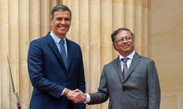 Gustavo Petro, respalda a Pedro Sánchez: «La política de la derecha es destruir a las personas»
