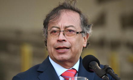 Presidente de Colombia, Gustavo, Petro cuestionó a la OEA al condenar a Irán por ataques en Israel: “Propaganda geopolítica”