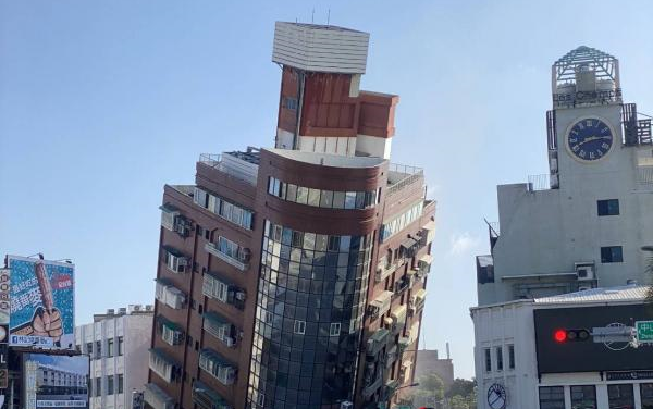 Fuerte Terremoto cerca de Taiwán
