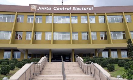 Nueva boleta para diputados de la C1 del Distrito Nacional por la Fuerza del Pueblo, es aceptada por la JCE.