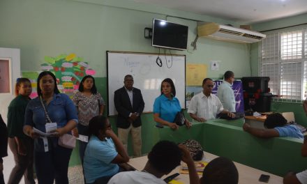UASD Subcentro Jimaní visita liceos de Independencia
