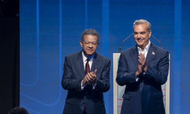 Fuerza del Pueblo solicita a Leonel Fernández postergar encuentro con Presidente Abinader