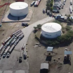 Haití: la Policia Nacional de Haití reabre acceso a la terminal petrolera, más de un centenar de camiones cargados