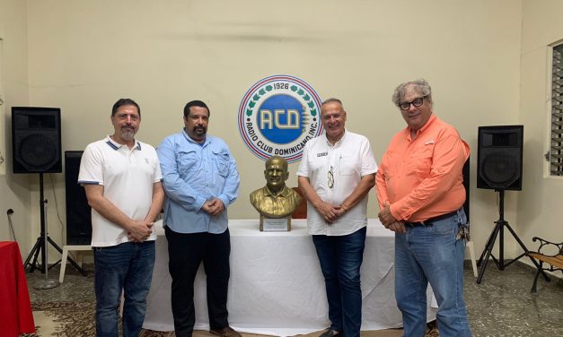 Aniversario 98 de Radio Club Dominicano, en homenaje a HI8VRS