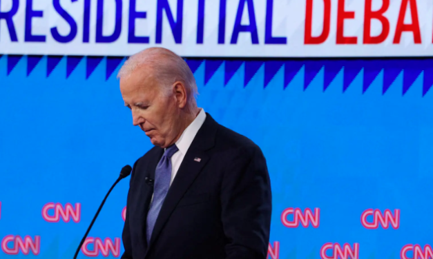 Encuesta de cadena CBS, dice que el 72% de los encuestados cree que Biden no está en forma mental ni cognitivamente
