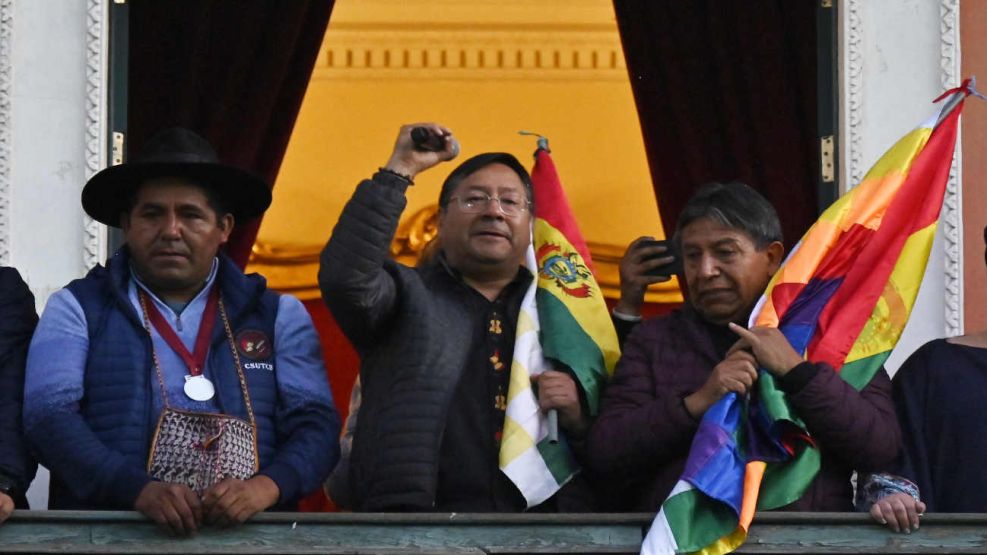 Rebelión en Bolivia huele a autogolpe de Estado .