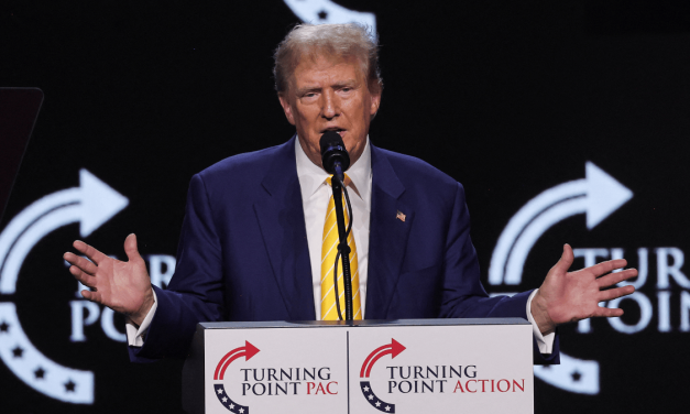 Trump.: «Creo que Zelenski es quizá el mejor vendedor de todos los políticos que han existido. Cada vez que viene a nuestro país, se va con 60.000 millones de dólares»