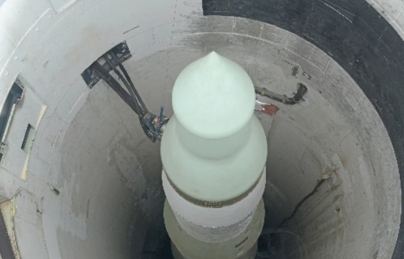 Asistente de Biden plantea un posible aumento de los despliegues de armas nucleares estadounidenses