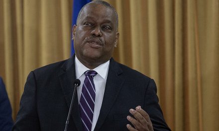 Haití.: El primer ministro Garry Conille hospitalizado de urgencia tras un ataque respiratorio