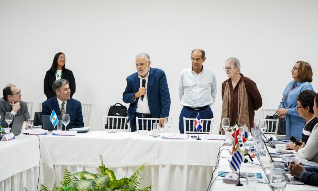 Medio Ambiente pondera celebración de reunión regional en República Dominicana sobre la protección de las ballenas