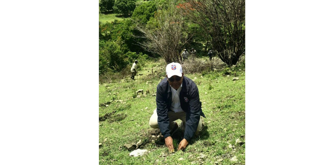 Invita a la juventud dominicana, ser guardianes de nuestros recursos naturales.