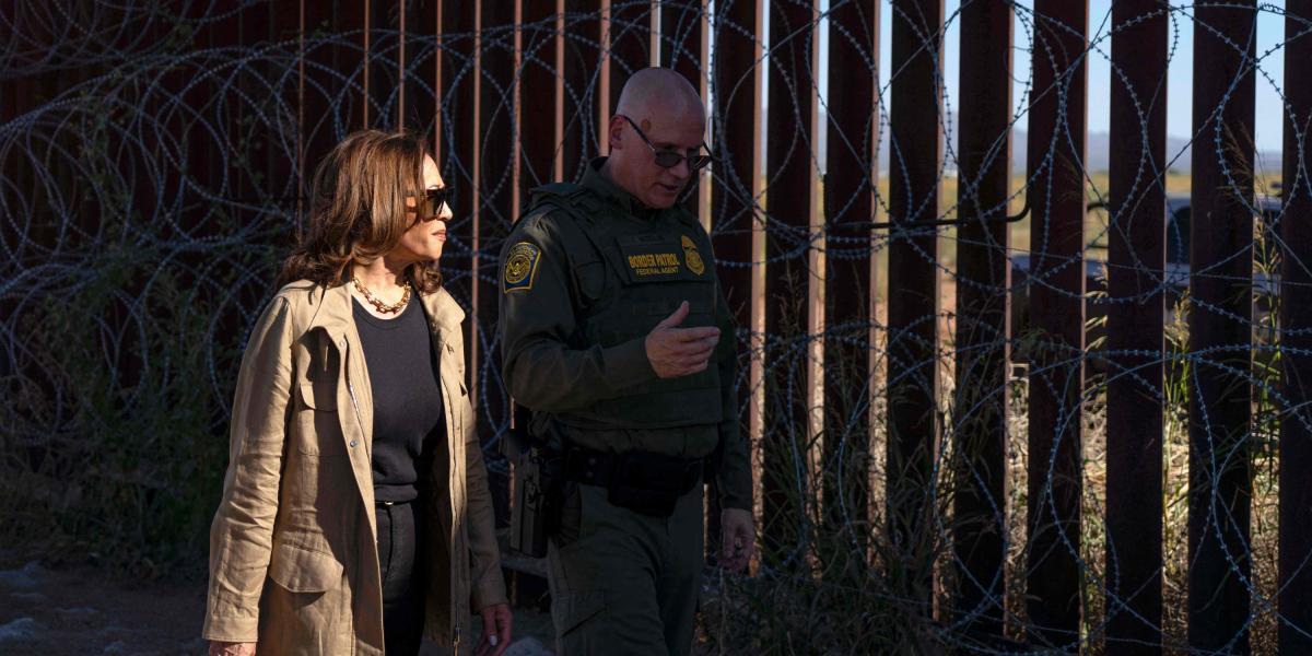 EE.UU: Kamala Harris visita la frontera Sur en un intento tardío por neutralizar un punto débil contra Trump