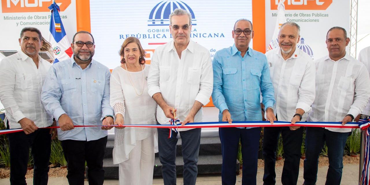 Abinader inaugura reconstruido Mercado Municipal de La Vega tras ocho años de haber sido destruido por un incendio