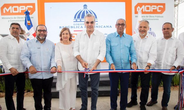 Abinader inaugura reconstruido Mercado Municipal de La Vega tras ocho años de haber sido destruido por un incendio