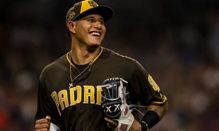 Manny Machado establece nuevo récord de jonrones con los Padres de San Diego