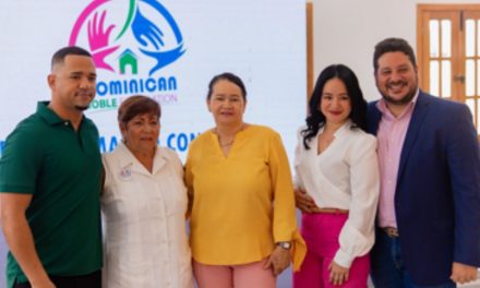 Dominican Noble Foundation se lanza formalmente celebrando 20 años de impacto en San José de Ocoa y reconoce la labor de María Ramona Rodríguez Peña (Mercedes)