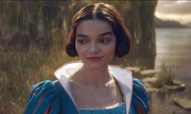 Disney enfrenta críticas por los comentarios de la estrella de «Blancanieves», Rachel Zegler, sobre la victoria del presidente electo Donald Trump