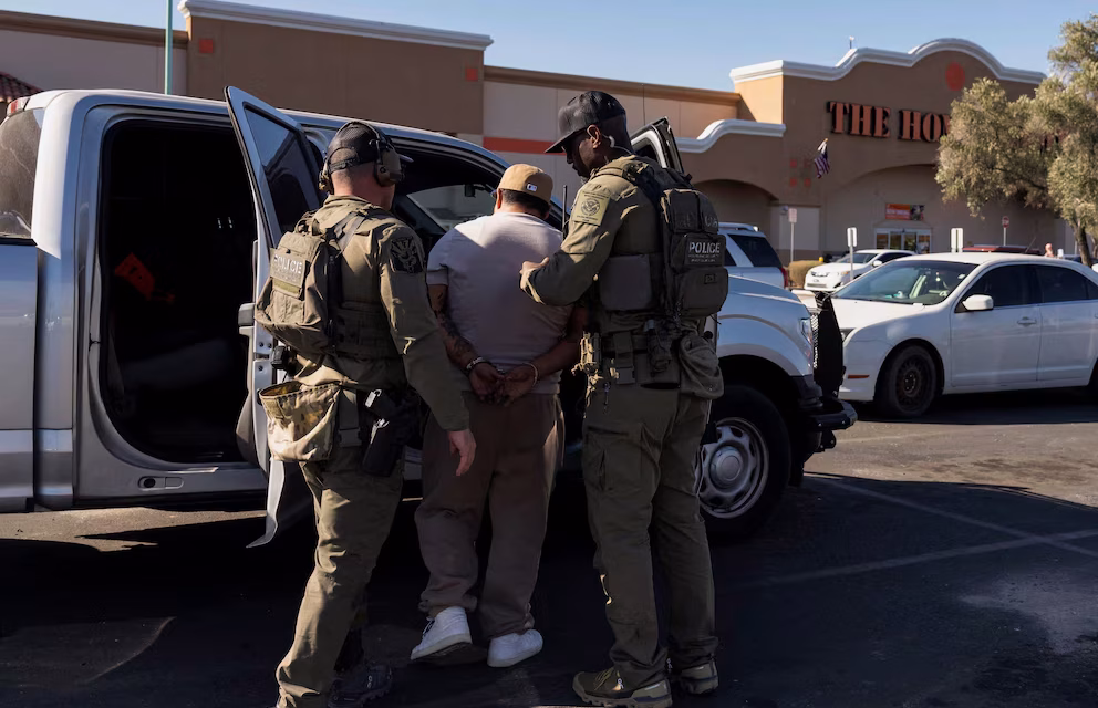 EE.UU. Más de 80 migrantes son detenidos en un solo día durante operativos de ICE en Texas