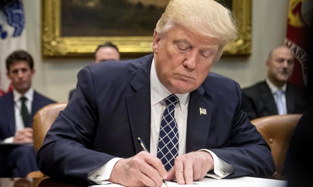 Trump suspende aranceles a México