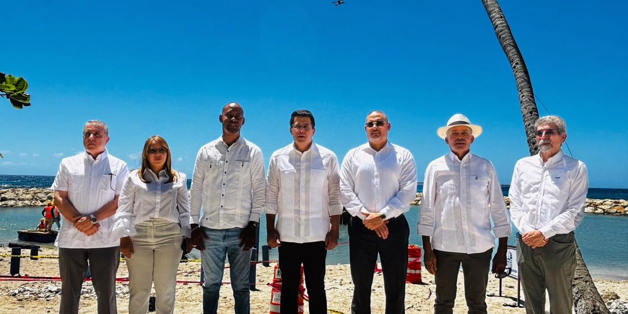 Turismo inicia construcción muelle turístico Caleta en La Romana