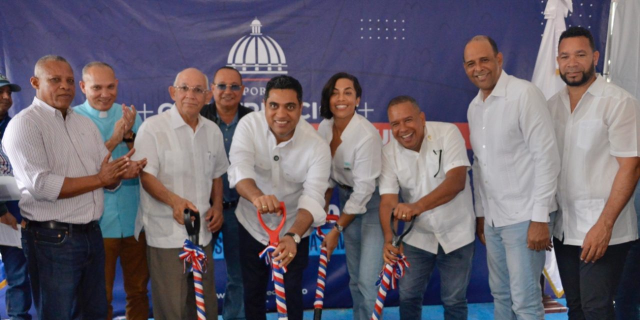 Ministerio de Deportes inicia construcción de estadio, con inversión de 22 millones de pesos, en Montecristi