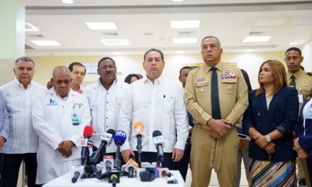 Directores SNS y DGM supervisan el inicio de protocolo para verificación migratoria de extranjeros en hospitales