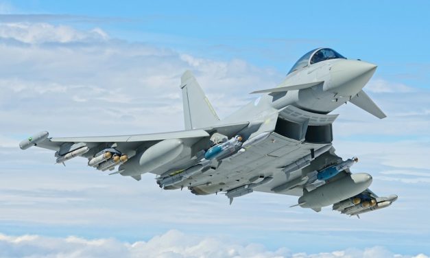 Reino Unido lanza ataques aéreos con EE. UU. contra los rebeldes hutíes de Yemen