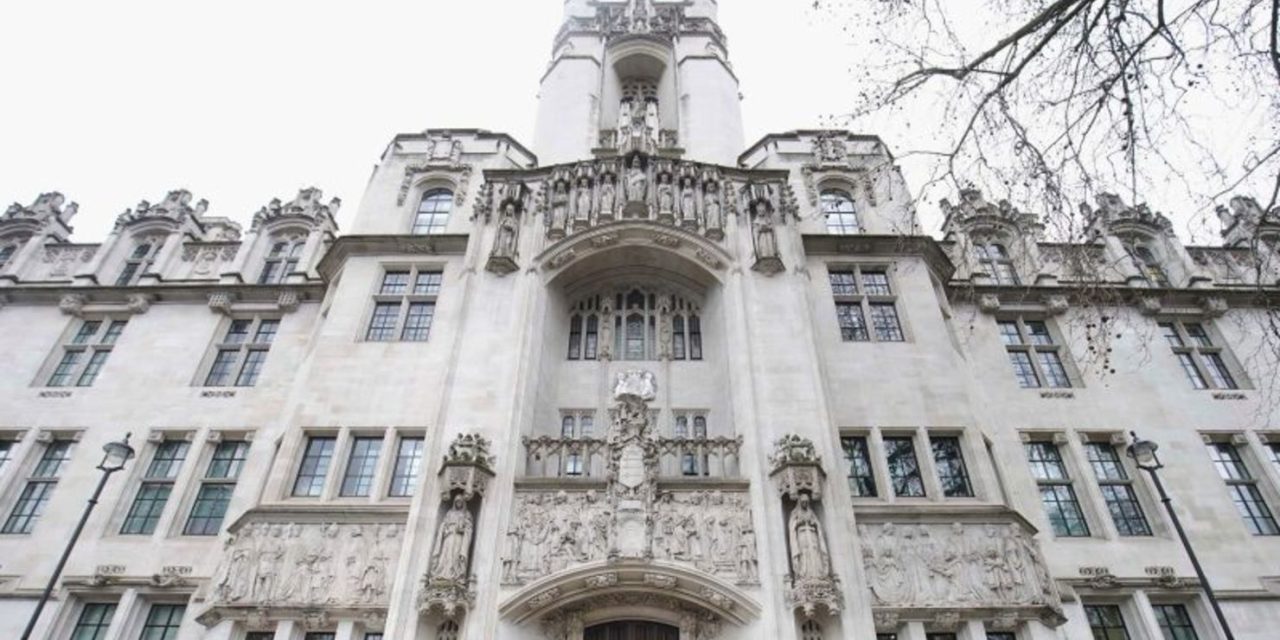 Tribunal Supremo británico define «mujer» según sexo biológico