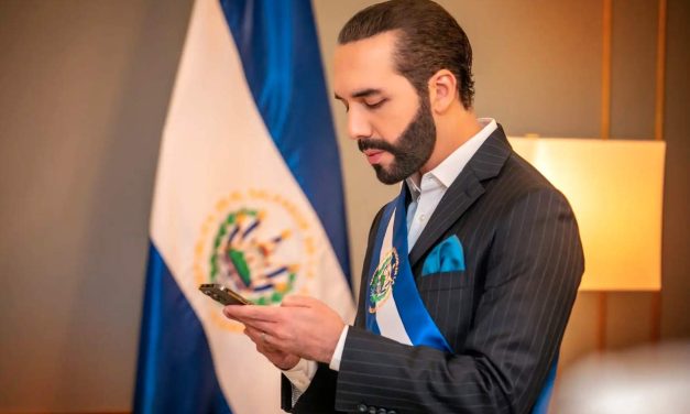 Presidente Nayib Bukele, propone intercambio de prisioneros por deportados venezolanos.