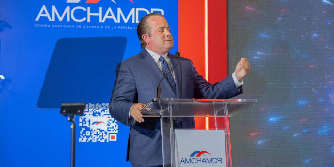 Gobierno presenta hoja de ruta para duplicar el PIB nacional para el 2036 ante AMCHAMDR