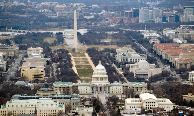 El estado de Washington exige que los sacerdotes divulguen confesiones sobre abuso infantil