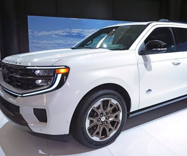 Ford llamará a revisión 273,000 vehículos por problemas con los frenos
