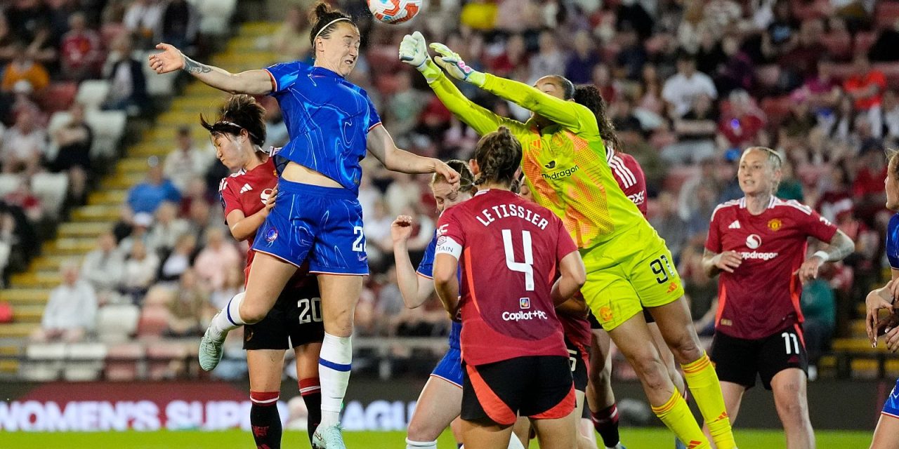 Inglaterra prohíbe a mujeres trans (Hombres que se creen mujeres) jugar fútbol femenino.