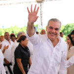Abinader inaugurará nuevo recinto de la UASD, escuela y asfaltado de calles en Constanza; también inaugurará tres naves industriales en Santiago y entregará títulos de propiedad
