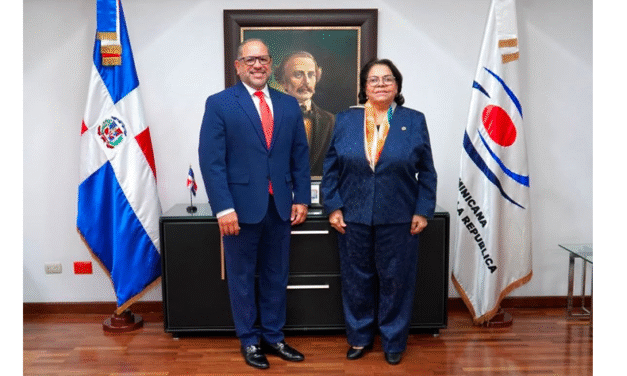 El ex-presidente del Instituto de Auditores Internos de la República Dominicana, Juan Ovalles, respalda la nueva gestión de la Cámara de Cuentas, presidida por la Licda. Emma Polanco